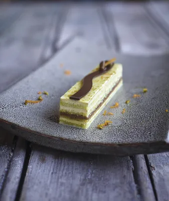 Ізі Акті Спонж Грін Велвет