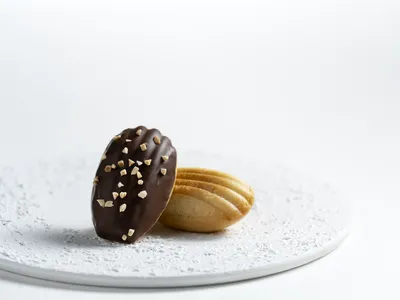 Мадлен з полуничними перлинами